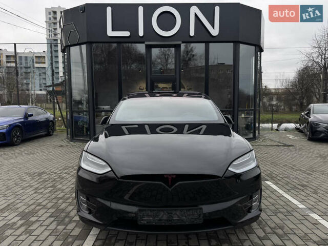 Черный Тесла Модель Х, объемом двигателя 0 л и пробегом 67 тыс. км за 26799 $, фото 1 на Automoto.ua