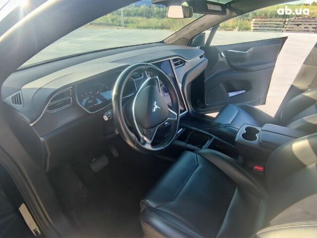 Черный Тесла Модель Х, объемом двигателя 0 л и пробегом 159 тыс. км за 25890 $, фото 2 на Automoto.ua