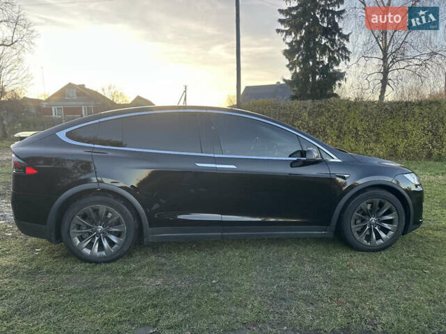 Черный Тесла Модель Х, объемом двигателя 0 л и пробегом 91 тыс. км за 20500 $, фото 10 на Automoto.ua