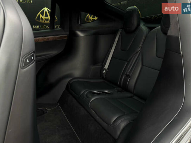 Черный Тесла Модель Х, объемом двигателя 0 л и пробегом 94 тыс. км за 26900 $, фото 11 на Automoto.ua