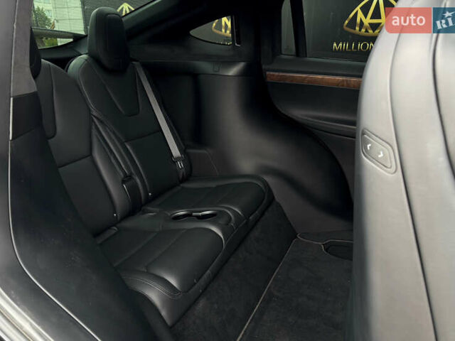 Черный Тесла Модель Х, объемом двигателя 0 л и пробегом 94 тыс. км за 26900 $, фото 12 на Automoto.ua