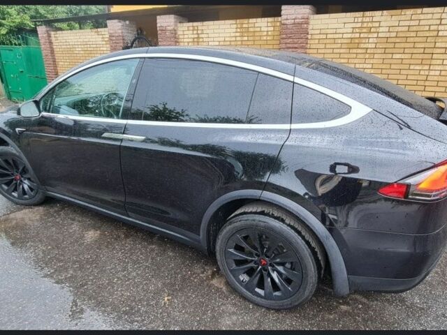 Черный Тесла Модель Х, объемом двигателя 0 л и пробегом 42 тыс. км за 46000 $, фото 12 на Automoto.ua