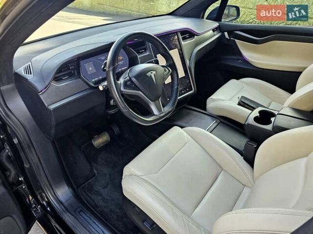 Черный Тесла Модель Х, объемом двигателя 0 л и пробегом 41 тыс. км за 28800 $, фото 14 на Automoto.ua