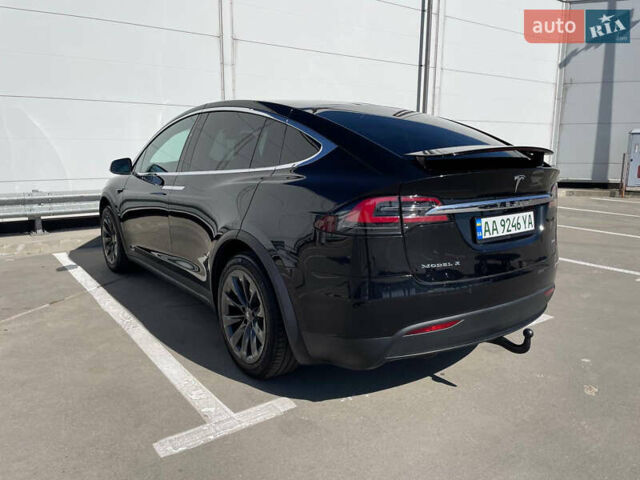 Черный Тесла Модель Х, объемом двигателя 0 л и пробегом 118 тыс. км за 33000 $, фото 5 на Automoto.ua