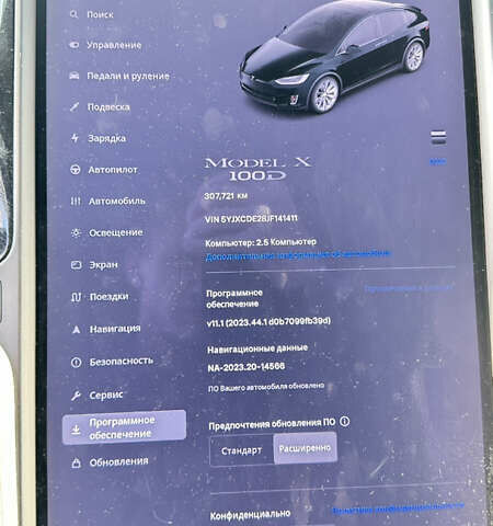 Черный Тесла Модель Х, объемом двигателя 0 л и пробегом 300 тыс. км за 29999 $, фото 8 на Automoto.ua