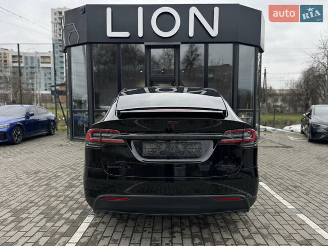 Черный Тесла Модель Х, объемом двигателя 0 л и пробегом 67 тыс. км за 26799 $, фото 5 на Automoto.ua