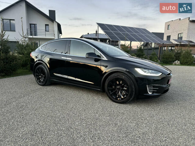 Черный Тесла Модель Х, объемом двигателя 0 л и пробегом 100 тыс. км за 21499 $, фото 20 на Automoto.ua