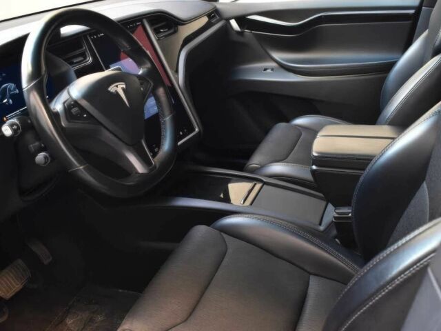 Черный Тесла Модель Х, объемом двигателя 0 л и пробегом 42 тыс. км за 6000 $, фото 9 на Automoto.ua