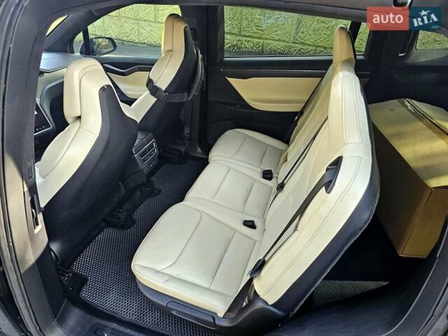 Черный Тесла Модель Х, объемом двигателя 0 л и пробегом 41 тыс. км за 28800 $, фото 16 на Automoto.ua