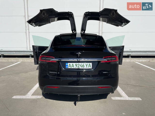 Черный Тесла Модель Х, объемом двигателя 0 л и пробегом 118 тыс. км за 33000 $, фото 15 на Automoto.ua