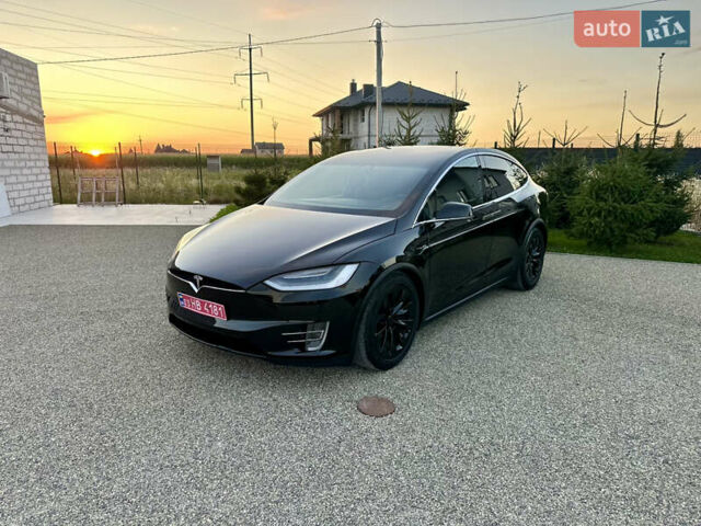 Черный Тесла Модель Х, объемом двигателя 0 л и пробегом 100 тыс. км за 21499 $, фото 1 на Automoto.ua