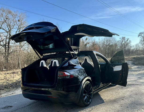 Черный Тесла Модель Х, объемом двигателя 0 л и пробегом 60 тыс. км за 39000 $, фото 8 на Automoto.ua