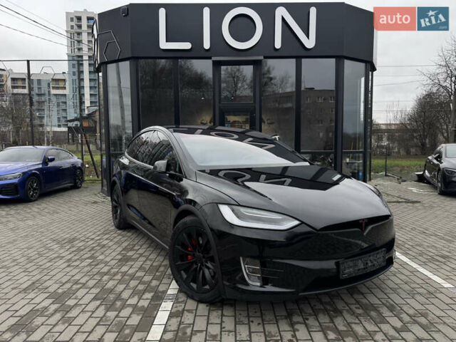 Черный Тесла Модель Х, объемом двигателя 0 л и пробегом 67 тыс. км за 26799 $, фото 2 на Automoto.ua