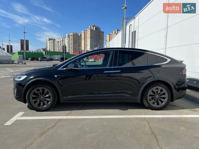Черный Тесла Модель Х, объемом двигателя 0 л и пробегом 118 тыс. км за 33000 $, фото 10 на Automoto.ua