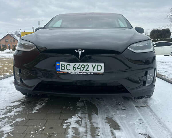 Черный Тесла Модель Х, объемом двигателя 0 л и пробегом 124 тыс. км за 25000 $, фото 1 на Automoto.ua