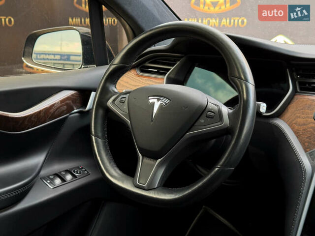 Черный Тесла Модель Х, объемом двигателя 0 л и пробегом 94 тыс. км за 26900 $, фото 15 на Automoto.ua