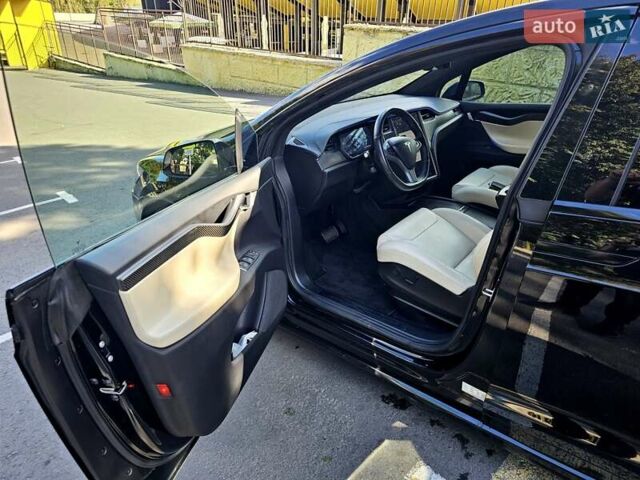 Черный Тесла Модель Х, объемом двигателя 0 л и пробегом 41 тыс. км за 28800 $, фото 13 на Automoto.ua