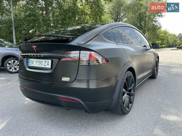 Чорний Тесла Модель Х, об'ємом двигуна 0 л та пробігом 135 тис. км за 26990 $, фото 8 на Automoto.ua