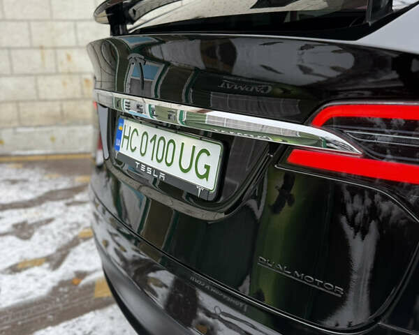 Чорний Тесла Модель Х, об'ємом двигуна 0 л та пробігом 33 тис. км за 30800 $, фото 23 на Automoto.ua