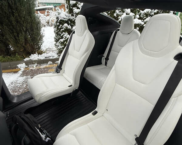 Чорний Тесла Модель Х, об'ємом двигуна 0 л та пробігом 33 тис. км за 30800 $, фото 35 на Automoto.ua