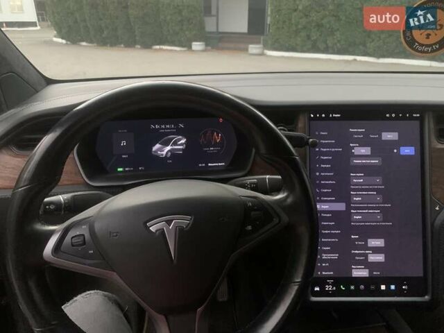 Черный Тесла Модель Х, объемом двигателя 0 л и пробегом 93 тыс. км за 28900 $, фото 11 на Automoto.ua