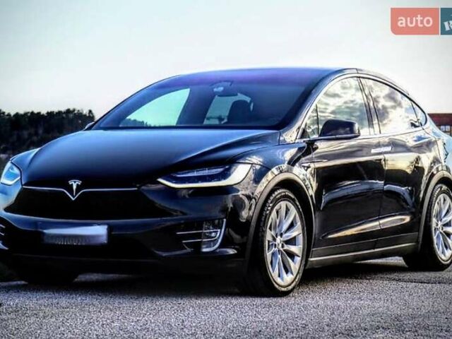 Черный Тесла Модель Х, объемом двигателя 0 л и пробегом 105 тыс. км за 59000 $, фото 2 на Automoto.ua