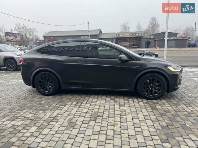 Черный Тесла Модель Х, объемом двигателя 0 л и пробегом 61 тыс. км за 39500 $, фото 4 на Automoto.ua