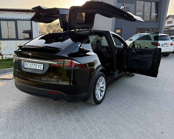 Черный Тесла Модель Х, объемом двигателя 0 л и пробегом 63 тыс. км за 28000 $, фото 11 на Automoto.ua