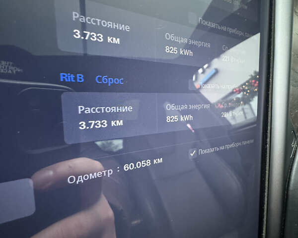 Черный Тесла Модель Х, объемом двигателя 0 л и пробегом 61 тыс. км за 39500 $, фото 25 на Automoto.ua