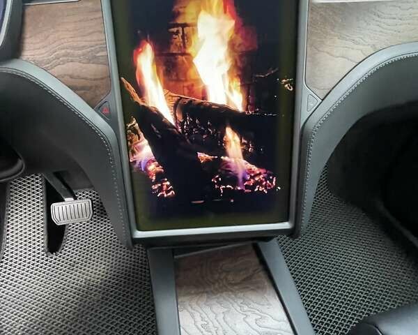 Черный Тесла Модель Х, объемом двигателя 0 л и пробегом 24 тыс. км за 38000 $, фото 17 на Automoto.ua