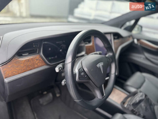Черный Тесла Модель Х, объемом двигателя 0 л и пробегом 61 тыс. км за 39500 $, фото 32 на Automoto.ua