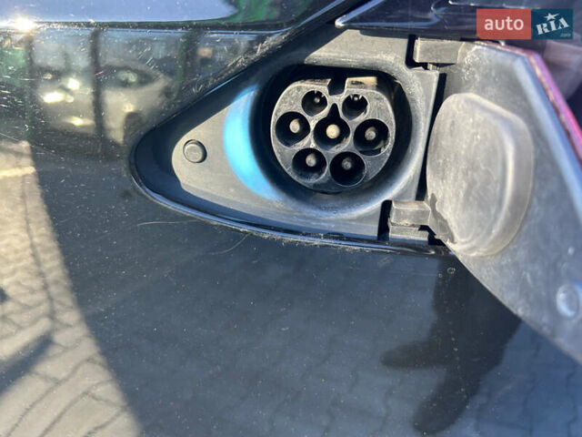 Черный Тесла Модель Х, объемом двигателя 0.2 л и пробегом 150 тыс. км за 37500 $, фото 16 на Automoto.ua