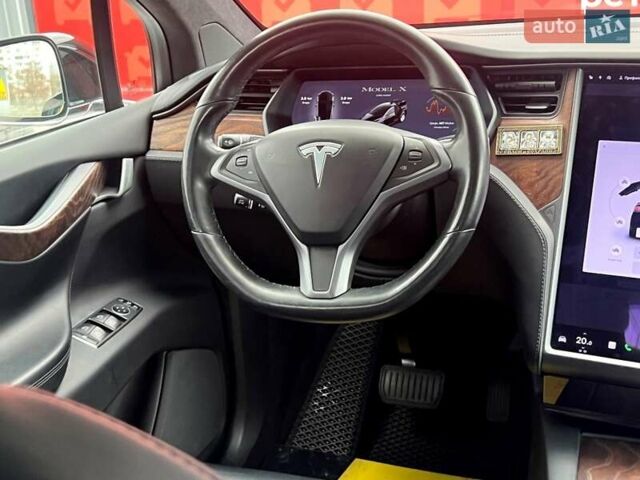 Черный Тесла Модель Х, объемом двигателя 0 л и пробегом 94 тыс. км за 26800 $, фото 58 на Automoto.ua