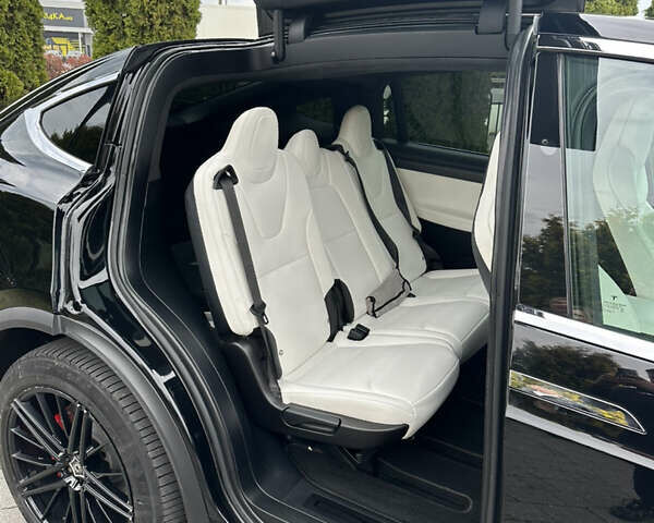 Чорний Тесла Модель Х, об'ємом двигуна 0 л та пробігом 70 тис. км за 35000 $, фото 18 на Automoto.ua