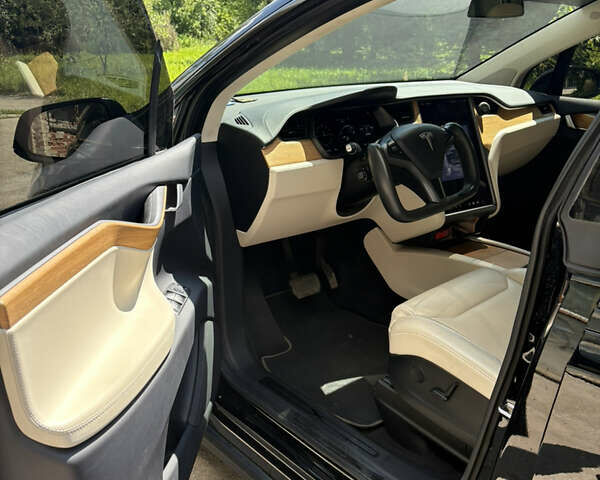 Тесла Модель Х 2019 в Ивано-Франковске на Automoto.ua Черный Тесла Модель Х, объемом двигателя 0 л и пробегом 100 тыс. км за 25000 $, фото 6 на Automoto.ua