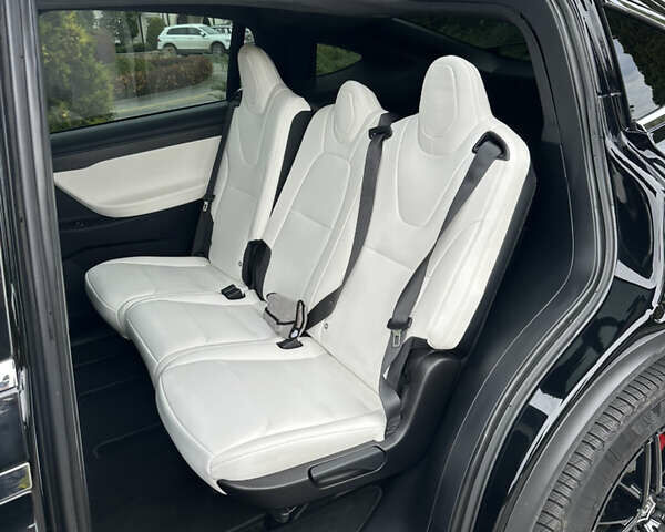 Чорний Тесла Модель Х, об'ємом двигуна 0 л та пробігом 70 тис. км за 35000 $, фото 19 на Automoto.ua