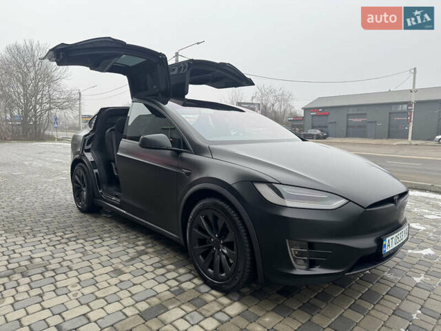 Черный Тесла Модель Х, объемом двигателя 0 л и пробегом 61 тыс. км за 39500 $, фото 18 на Automoto.ua