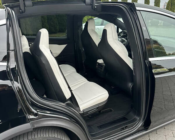 Чорний Тесла Модель Х, об'ємом двигуна 0 л та пробігом 70 тис. км за 35000 $, фото 17 на Automoto.ua