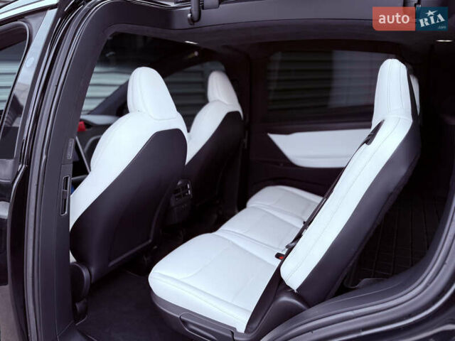 Черный Тесла Модель Х, объемом двигателя 0 л и пробегом 78 тыс. км за 34990 $, фото 33 на Automoto.ua