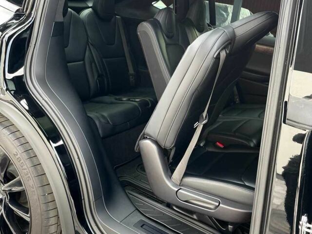 Чорний Тесла Модель Х, об'ємом двигуна 0 л та пробігом 31 тис. км за 76600 $, фото 13 на Automoto.ua