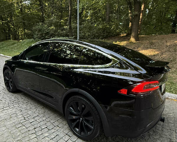 Черный Тесла Модель Х, объемом двигателя 0 л и пробегом 81 тыс. км за 36500 $, фото 10 на Automoto.ua