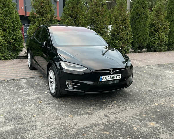 Черный Тесла Модель Х, объемом двигателя 0 л и пробегом 78 тыс. км за 31000 $, фото 18 на Automoto.ua