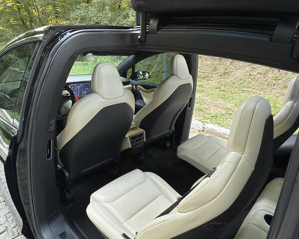 Черный Тесла Модель Х, объемом двигателя 0 л и пробегом 81 тыс. км за 36500 $, фото 17 на Automoto.ua