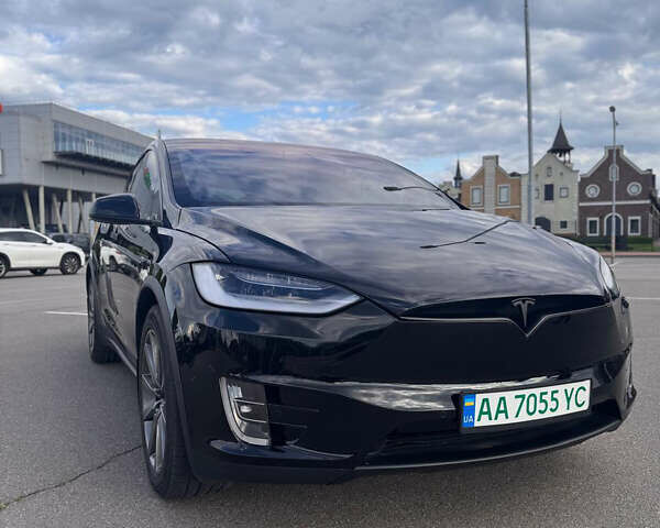 Чорний Тесла Модель Х, об'ємом двигуна 0 л та пробігом 33 тис. км за 36000 $, фото 1 на Automoto.ua