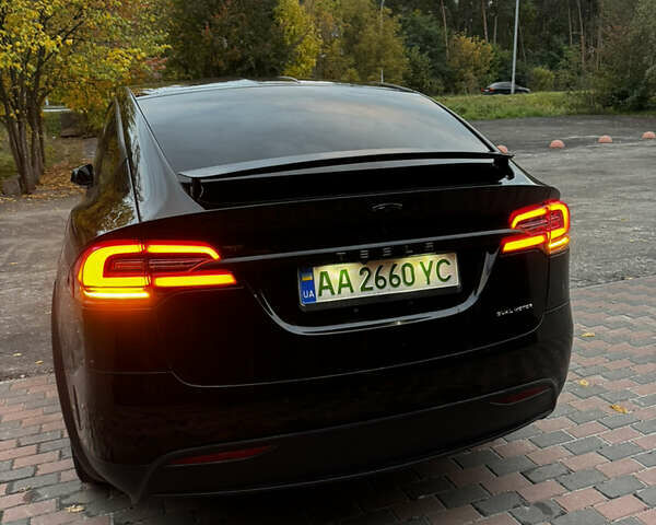 Черный Тесла Модель Х, объемом двигателя 0 л и пробегом 78 тыс. км за 31000 $, фото 37 на Automoto.ua
