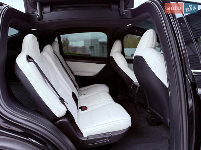 Черный Тесла Модель Х, объемом двигателя 0 л и пробегом 78 тыс. км за 34990 $, фото 37 на Automoto.ua