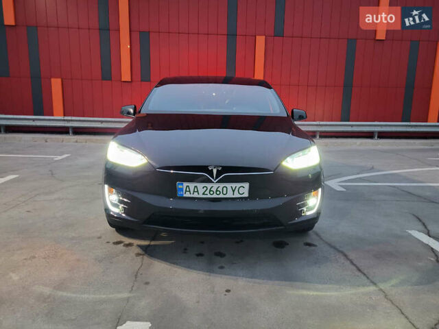 Черный Тесла Модель Х, объемом двигателя 0 л и пробегом 77 тыс. км за 32750 $, фото 15 на Automoto.ua