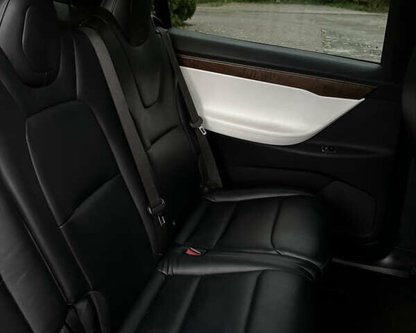 Черный Тесла Модель Х, объемом двигателя 0 л и пробегом 78 тыс. км за 31000 $, фото 52 на Automoto.ua