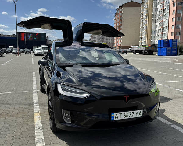 Черный Тесла Модель Х, объемом двигателя 0 л и пробегом 44 тыс. км за 41500 $, фото 28 на Automoto.ua