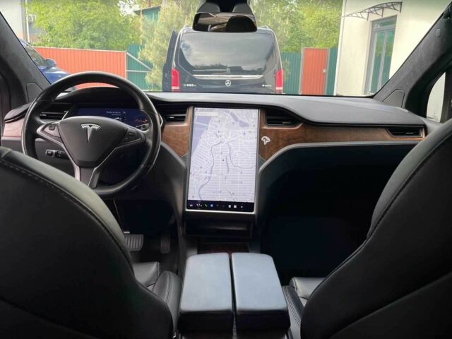 Чорний Тесла Модель Х, об'ємом двигуна 0 л та пробігом 31 тис. км за 76600 $, фото 10 на Automoto.ua
